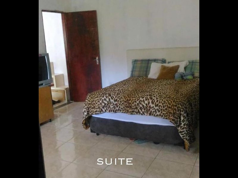 Casa à venda Parque do Lago com 190m² e 3 quartos por R$ 250.000 - 552188826-15-suite.jpg