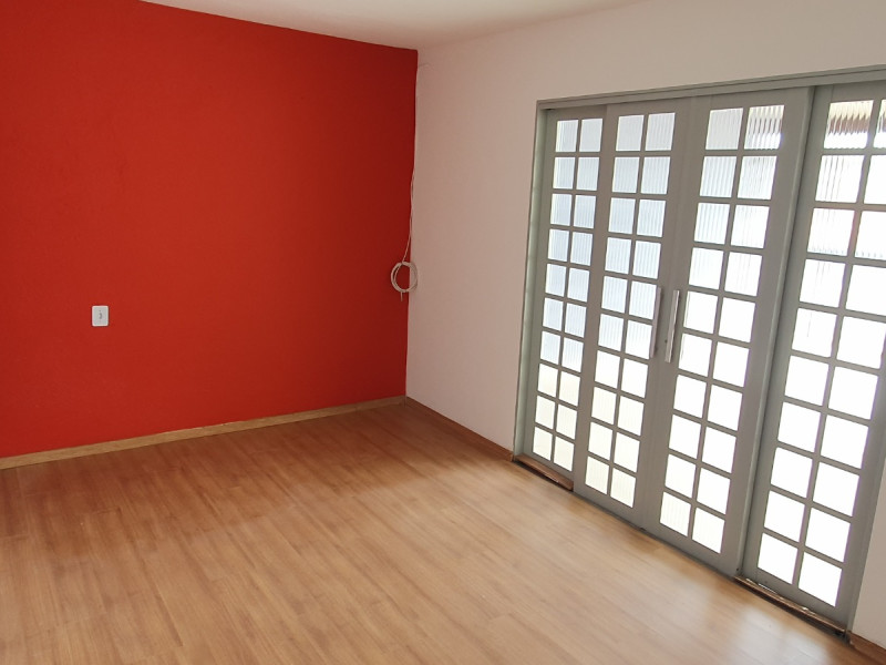 Casa à venda Jardim Tietê com 157m² e 5 quartos por R$ 740.000 - img-20250528-wa0045.jpg