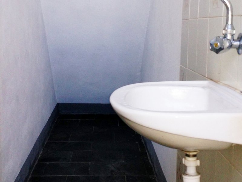 Comercial para alugar Glória com 45m² e  quartos por R$ 950 - 1253536047-loja-11.jpg