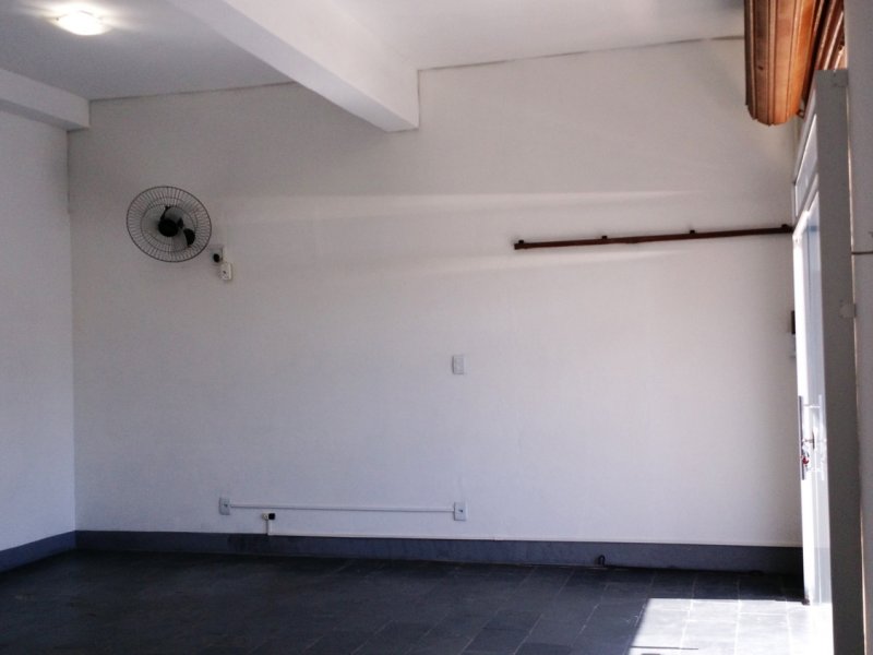 Comercial para alugar Glória com 45m² e  quartos por R$ 950 - 467361320-loja-6.jpg