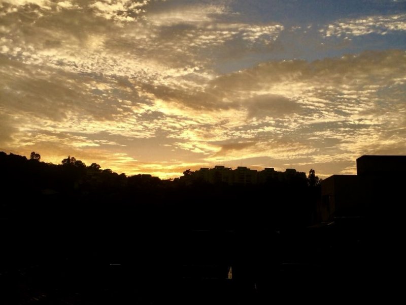 Casa à venda Horto Florestal com 220m² e 3 quartos por R$ 550.000 - 1521473173-ff766ea0-a3cc-43f3-b61e-7a70865492ac.jpeg