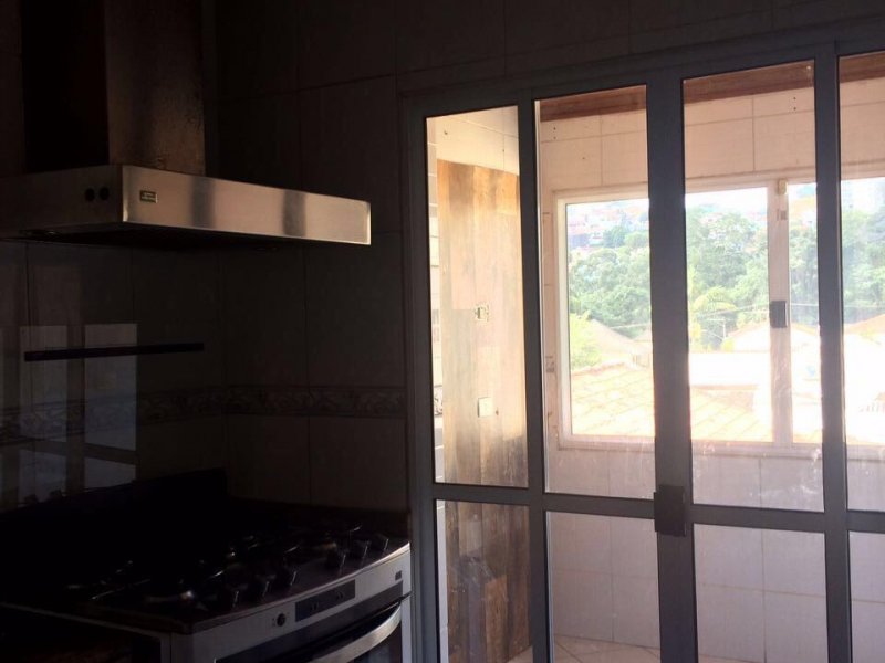 Casa à venda Horto Florestal com 220m² e 3 quartos por R$ 550.000 - 1747900196-241ea413-f16f-430b-9663-502b0468c61c.jpeg