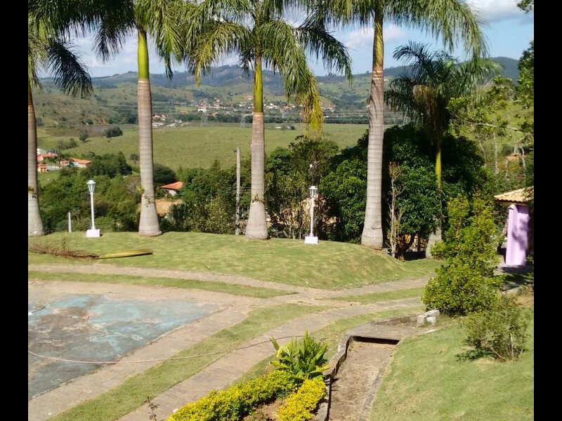 imóvel com 4600m² - Estância Guararema - Guararema
