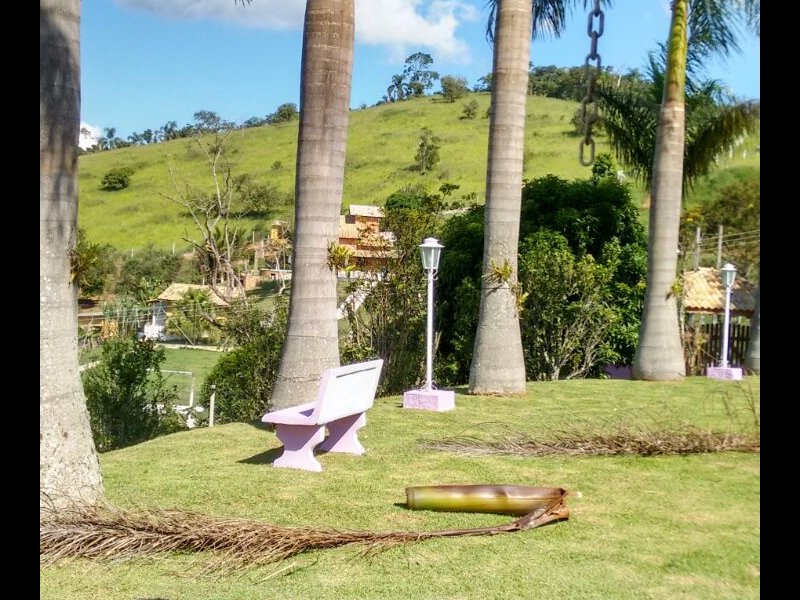 imóvel com 4600m² - Estância Guararema - Guararema