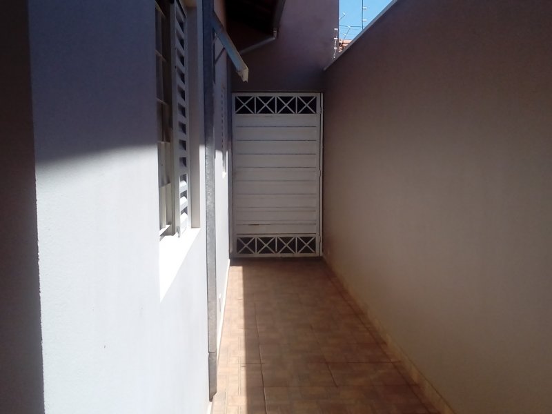 Casa à venda Centro com 220m² e 3 quartos por R$ 330.000 - 1677015649-20200324-114845.jpg