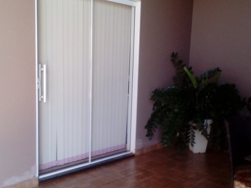 Casa à venda Centro com 220m² e 3 quartos por R$ 330.000 - 1864821287-20200324-114835-1.jpg