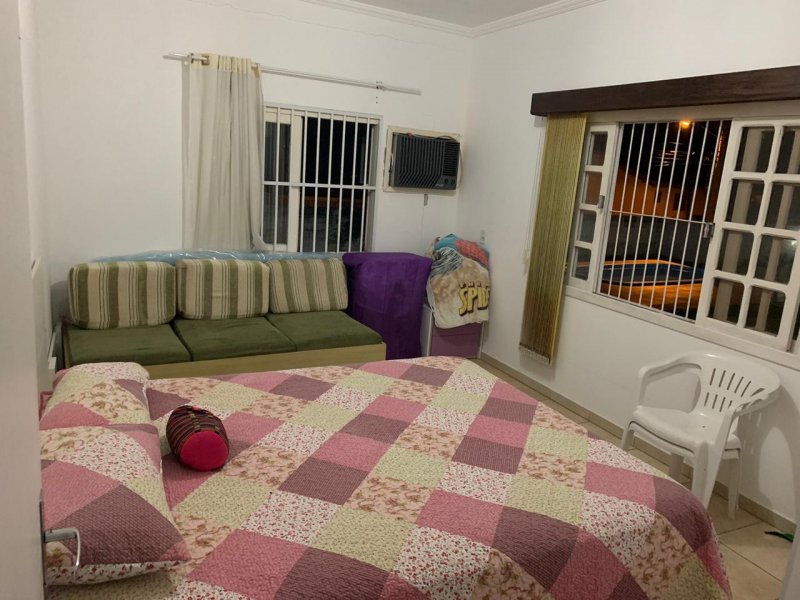 Casa à venda Ingleses do Rio Vermelho com 340m² e 5 quartos por R$ 480.000 - 2065536498-850fe9db-3487-4a54-afef-b50157eefb78.jpeg