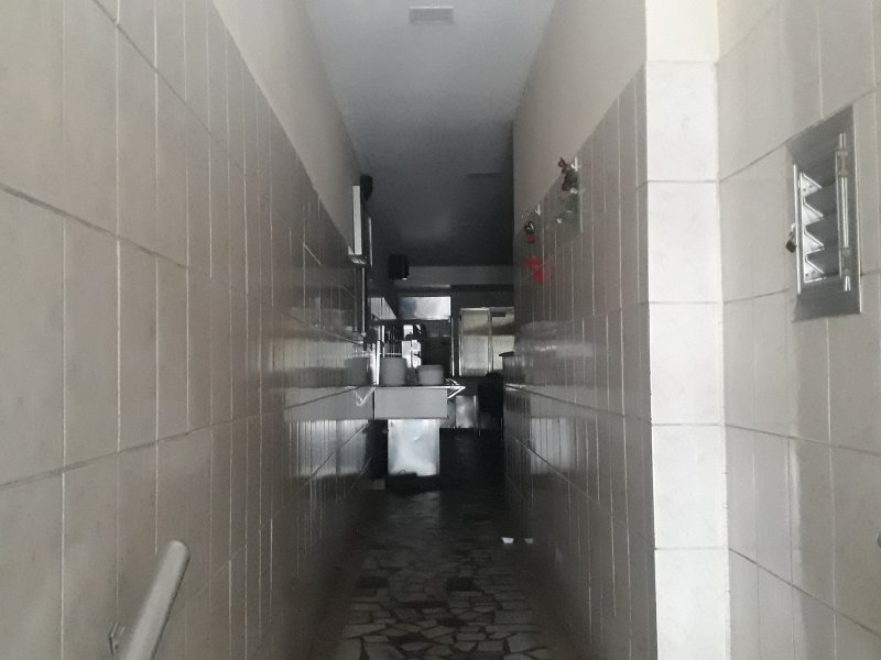 Comercial à venda São Cristóvão com 330m² e  quartos por R$ 850.000 - 1262378235-inbound606636419923863884.jpg