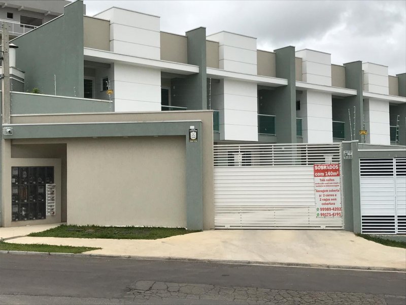 Casa à venda Bom Jesus com 140m² e 3 quartos por R$ 530.000 - 1689366524-frente-portao.jpeg