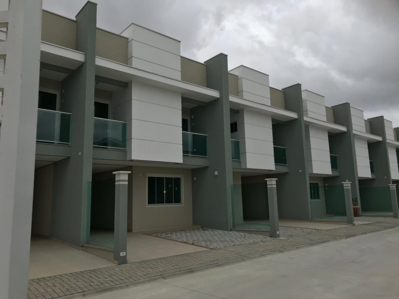 Casa à venda Bom Jesus com 140m² e 3 quartos por R$ 530.000 - 219743825-frente1.jpeg