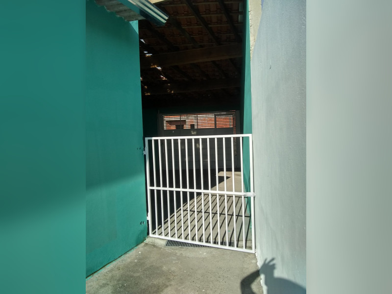 Casa à venda Parque Residencial Jordanésia com 265m² e 2 quartos por R$ 350.000 - 1920x1080-1714823876-img-20200310-162236039-hdr.jpg