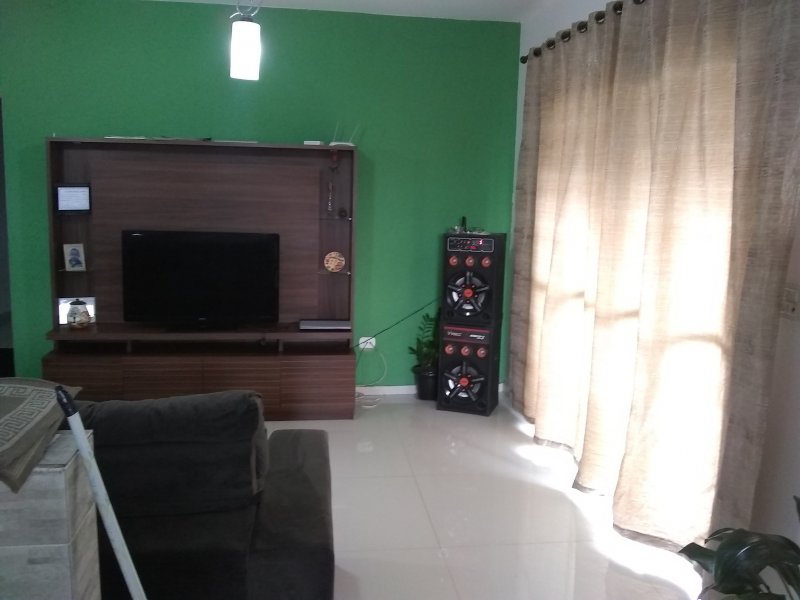 Casa à venda Parque Residencial Jordanésia com 90m² e 2 quartos por R$ 350.000 - 596017157-img-20200227-132006569.jpg