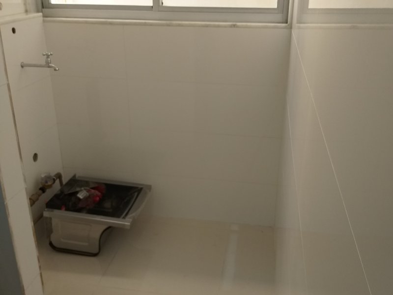 Apartamento à venda Taquara com 46m² e 2 quartos por R$ 200.000 - 455010972-area-de-servico.jpg