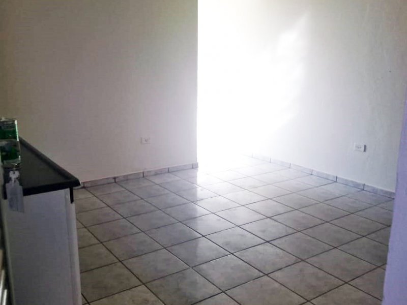 Casa à venda Res. Mantiqueira com 145m² e 2 quartos por R$ 150.000 - 313701518-whatsapp-image-2019-08-01-at-10.jpeg