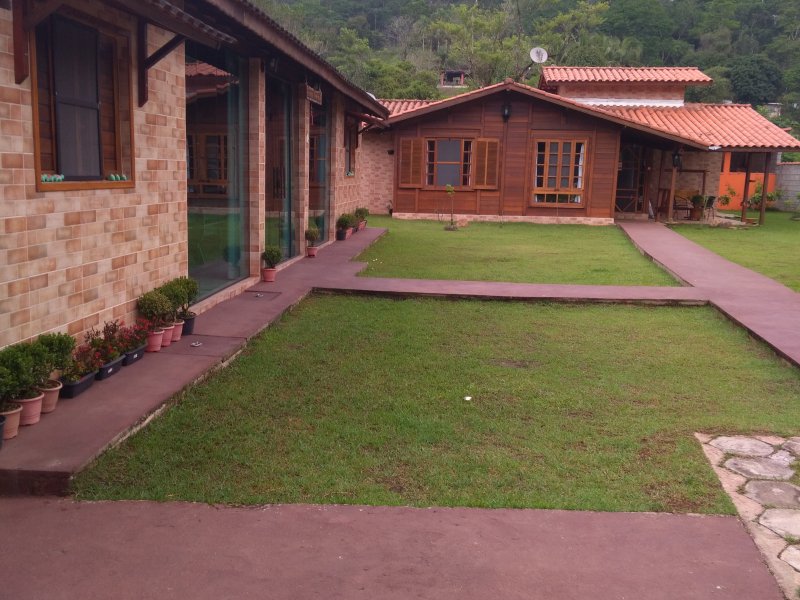 imóvel com 1000m² - Fazenda Morumbi - Pedro de Toledo