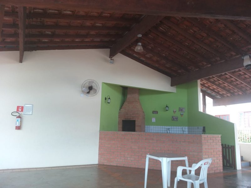 Casa à venda Parque Jardim Europa com 120m² e 3 quartos por R$ 280.000 - 727182537-churrasqueira.jpg
