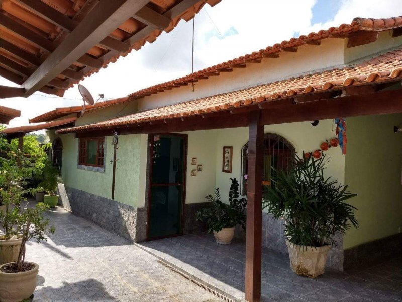 Casa à venda Barreira com 450m² e 5 quartos por R$ 320.000 - 1537840962-fb-img-1535242332046.jpg