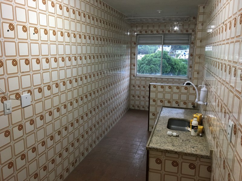 Apartamento à venda Tanque com 58m² e 2 quartos por R$ 210.000 - 1799015031-cozinha-e-area-servico.JPG