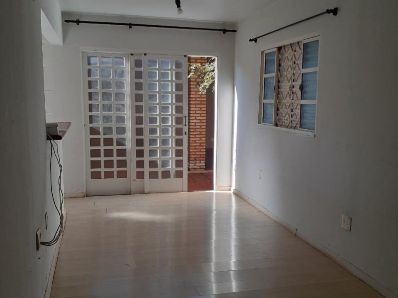 Casa à venda Jardim Parati com 250m² e 3 quartos por R$ 300.000 - 658733611-256c24f8-64d6-4155-978c-1b6664230f9d.jpeg
