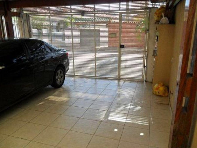 Casa à venda Jardim Virginia Bianca com 200m² e 3 quartos por R$ 760.000 - 1457520477-85221fcb-ed71-4ece-82a7-440c74adb716.jpeg