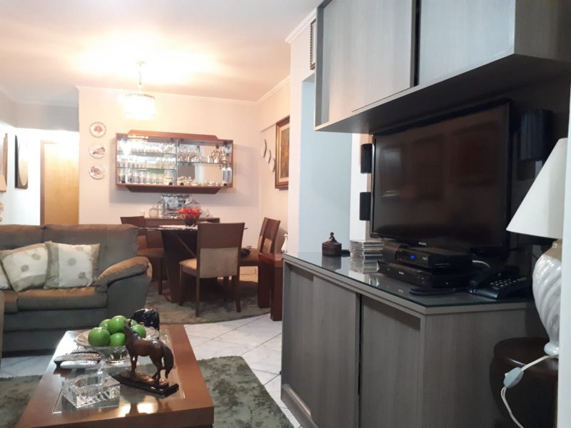 Apartamento para alugar Centro com 146m² e 3 quartos por R$ 400.000 - 1036771600-656b506e-2f03-418f-98a6-ed040aecf3ef.jpeg