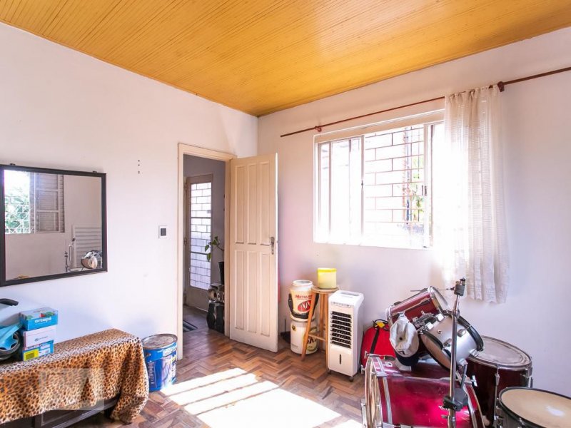 Casa à venda Medianeira com 220m² e 5 quartos por R$ 300.000 - 344668294-batera2.jpg