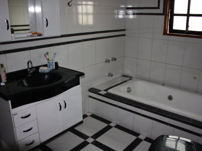 Casa à venda Jardim Ana Maria com 300m² e 5 quartos por R$ 600.000 - 1817530480-img-3912-copia-copia.JPG