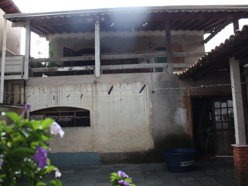 Casa à venda Jardim Ana Maria com 300m² e 5 quartos por R$ 600.000 - 332356320-img-3920.JPG