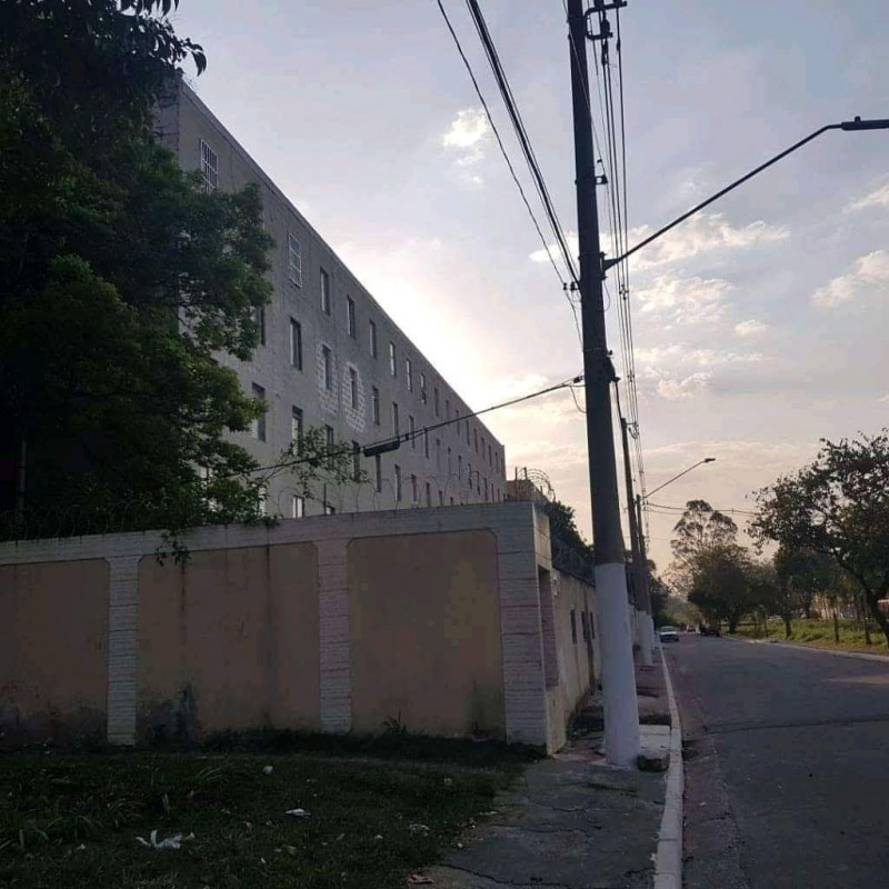 Apartamento à venda Conjunto Habitacional Juscelino Kubitschek com 68m² e 2 quartos por R$ 180.000 - 1601055732-fb-img-15823962556795421.jpg