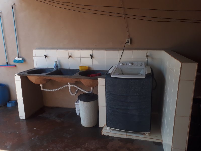 Casa à venda Jardim Aero Rancho com 360m² e 4 quartos por R$ 210.000 - 74817583-20200411-131903.jpg