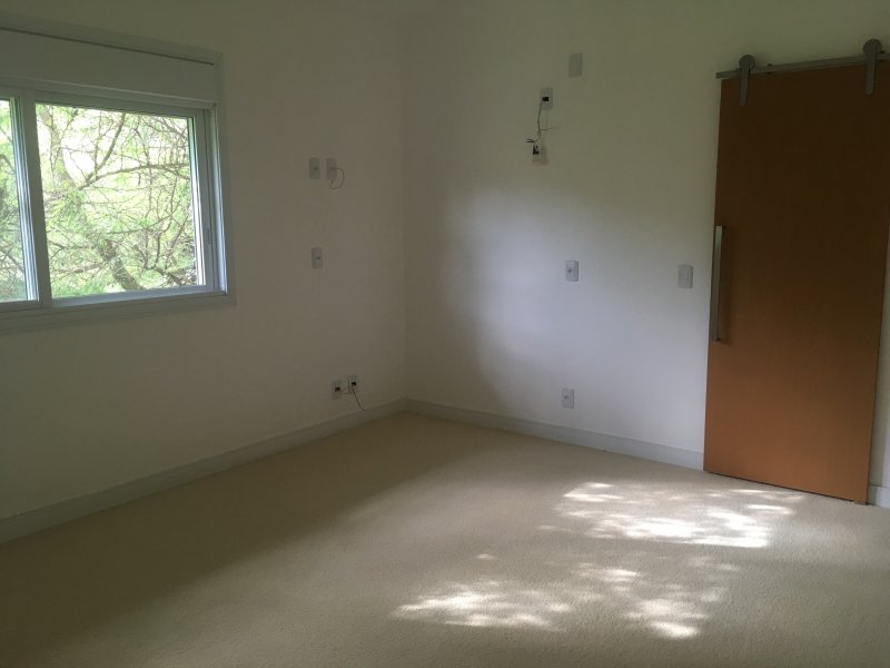 Casa de condomínio à venda Res. Aldeia do Vale com 583m² e 4 quartos por R$ 3.990.000 - 1147257248-23-suite-01.JPG