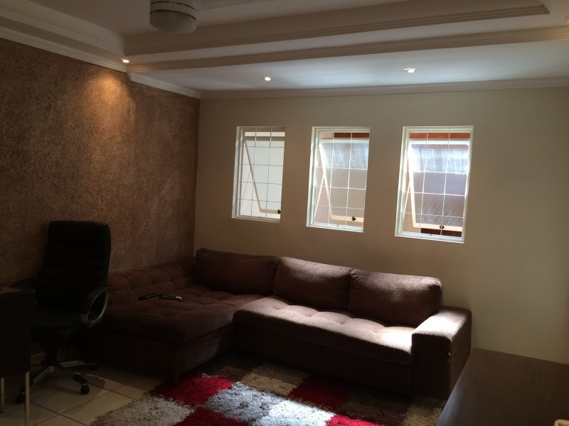 Casa à venda Cidade Jardim com 125m² e 2 quartos por R$ 220.000 - 920966578-img-0214.JPG