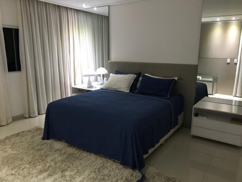 Casa de condomínio à venda Jóquei com 622m² e 5 quartos por R$ 2.200.000 - 2028290519-b93309a1-93c7-4165-b427-5cffd7362d2f.jpeg