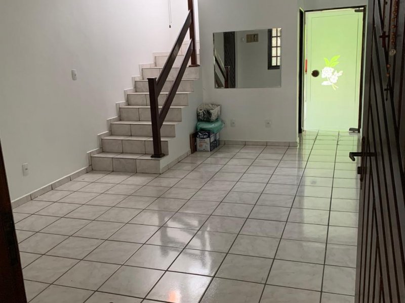 Casa à venda Jardim Jussara com 170m² e 3 quartos por R$ 700.000 - 517015967-b0587e39-aea2-4613-9992-a02cd5f6fd79.jpg
