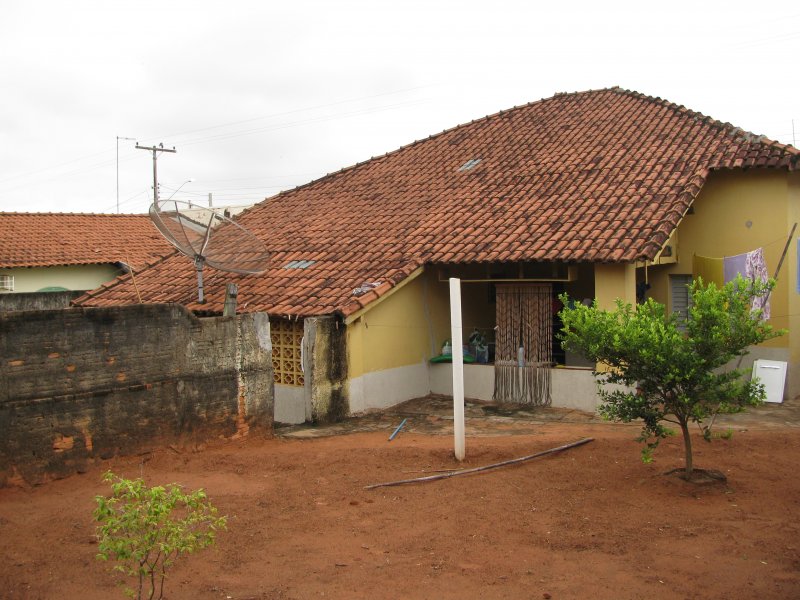 Casa à venda Centro com 440m² e 3 quartos por R$ 210.000 - 667098362-img-0595.JPG