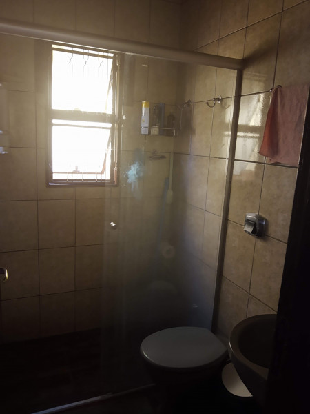 Casa à venda Jardim Nashiville com 250m² e 3 quartos por R$ 180.000 - 1697481315-img-20200417-153518154.jpg