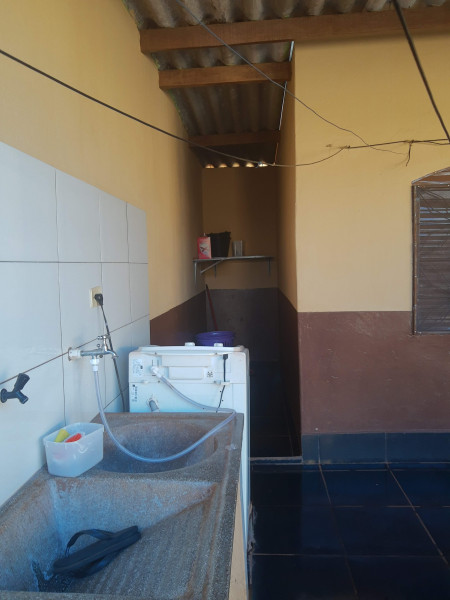 Casa à venda Jardim Nashiville com 250m² e 3 quartos por R$ 180.000 - 1744734353-img-20200417-153630809.jpg