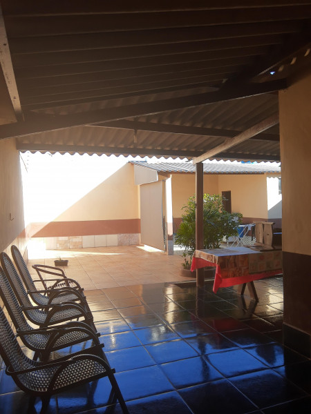 Casa à venda Jardim Nashiville com 250m² e 3 quartos por R$ 180.000 - 1877598259-img-20200417-153804518.jpg