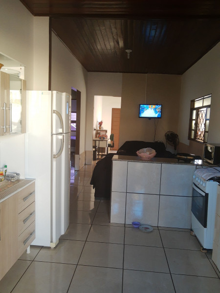 Casa à venda Jardim Nashiville com 250m² e 3 quartos por R$ 180.000 - 72359009-img-20200417-153608766.jpg