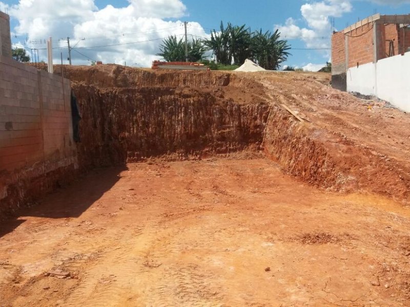 Apartamento à venda Centro com 200m² e 5 quartos por R$ 110.000 - 1022650046-47f81fd2-35fc-4636-8559-bf8bdde86f24.jpeg