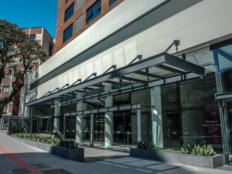 Comercial à venda Centro com 68m² e  quartos por R$ 1.000.000 - 1664513776-acesso-principal.jpg