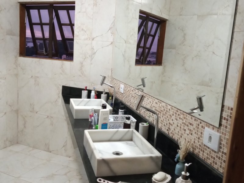 Casa à venda Laranjeiras com 400m² e 4 quartos por R$ 1.150.000 - 1707205003-img-20200417-180000729.jpg