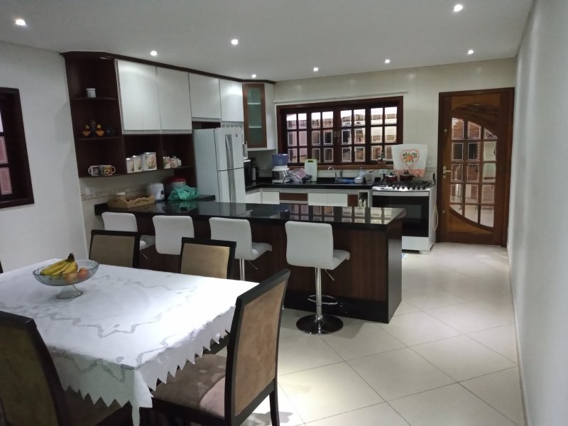 Casa à venda Laranjeiras com 400m² e 4 quartos por R$ 1.150.000 - 653316817-img-20200417-175109233.jpg