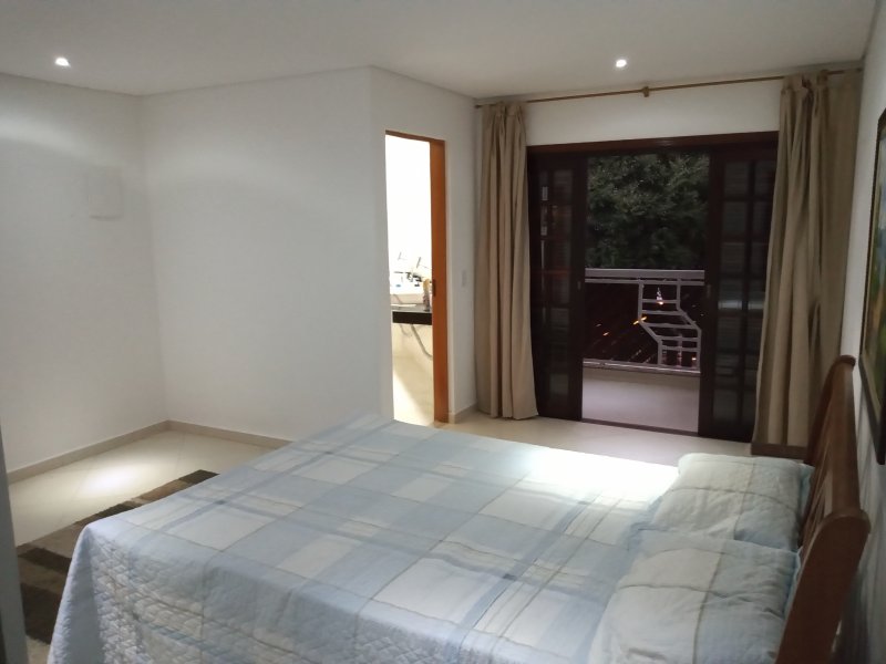 Casa à venda Laranjeiras com 400m² e 4 quartos por R$ 1.150.000 - 694581487-img-20200417-175733695.jpg