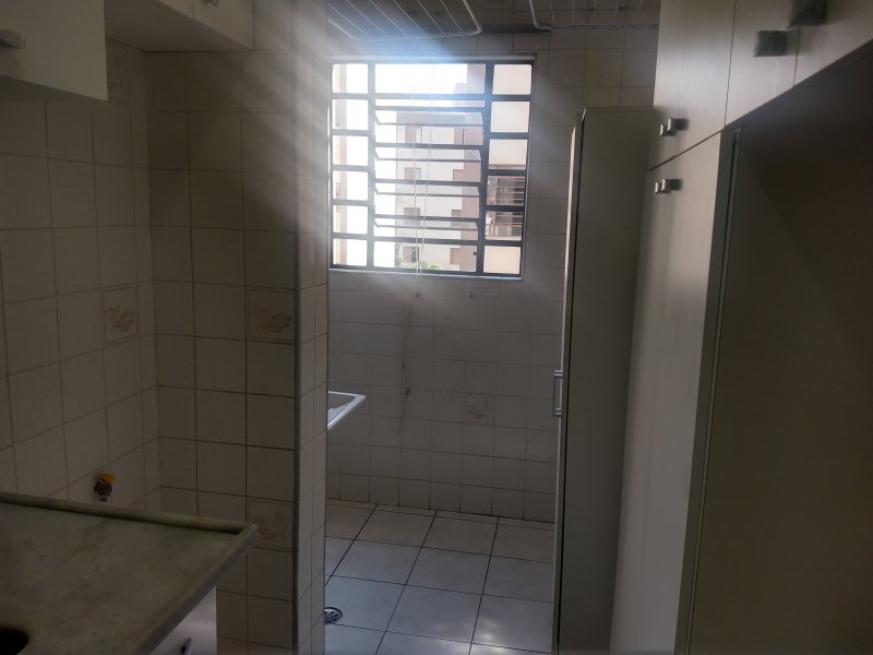 Apartamento para alugar Jardim Martins Silva com 45m² e 2 quartos por R$ 1.200 - 2052799711-img-20200331-141623357-hdr.jpg