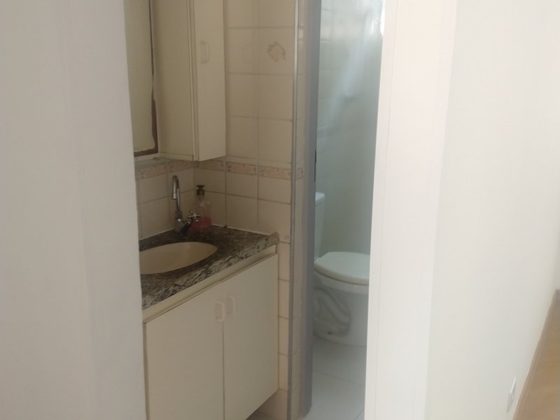 Apartamento para alugar Jardim Martins Silva com 45m² e 2 quartos por R$ 1.200 - 753283500-img-20200331-140926484.jpg