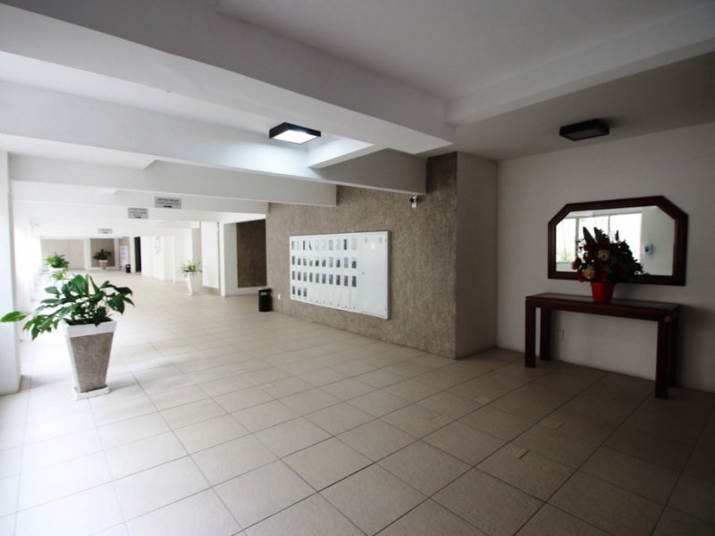 Apartamento à venda Centro com 92m² e 3 quartos por R$ 590.000 - 1646382131-terreo.jpg