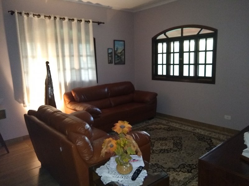 Chácara à venda Centro com 2m² e 5 quartos por R$ 680.000 - 2101821173-img-20200304-181436484.jpg