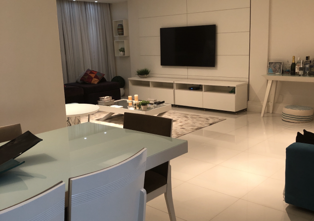 imóvel com 216m²