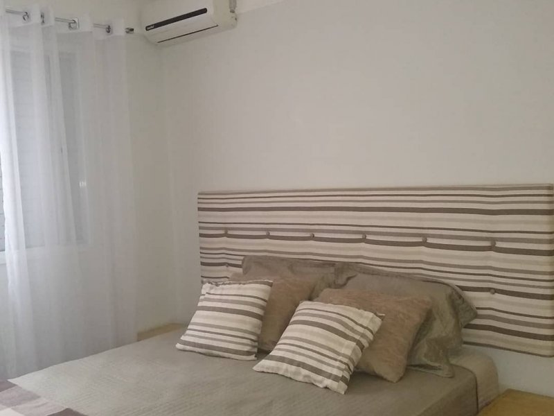 Casa de condomínio à venda Parque Anhanguera com 140m² e 4 quartos por R$ 495.000 - 1094822454-img-20200327-182506-424.jpg